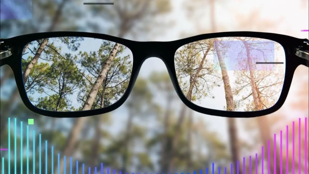 How Do People with Myopia See?