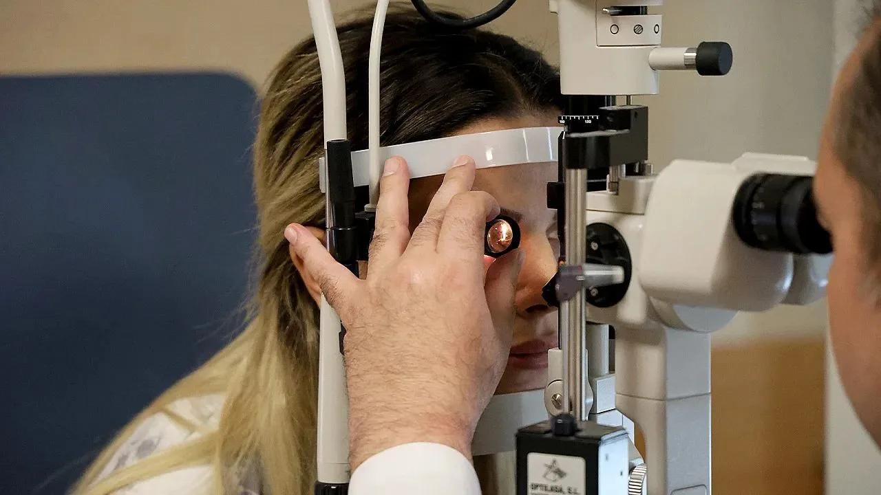 Macular test