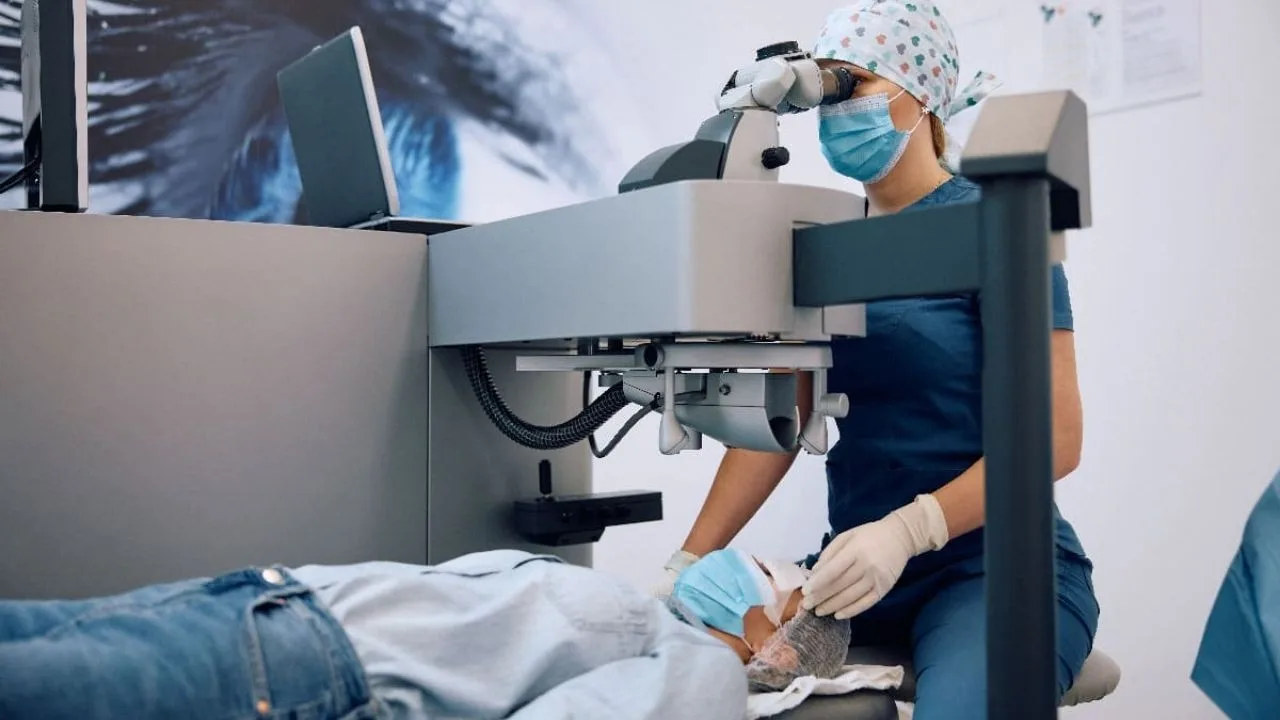 Multifocal lens replacement surgery Turkey