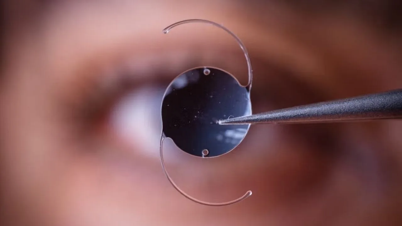 Intraocular lens implants Turkey