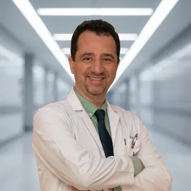 Opr. Dr. Nail Sönmez, göz hastalıkları uzmanı, Kudret Göz İstanbul