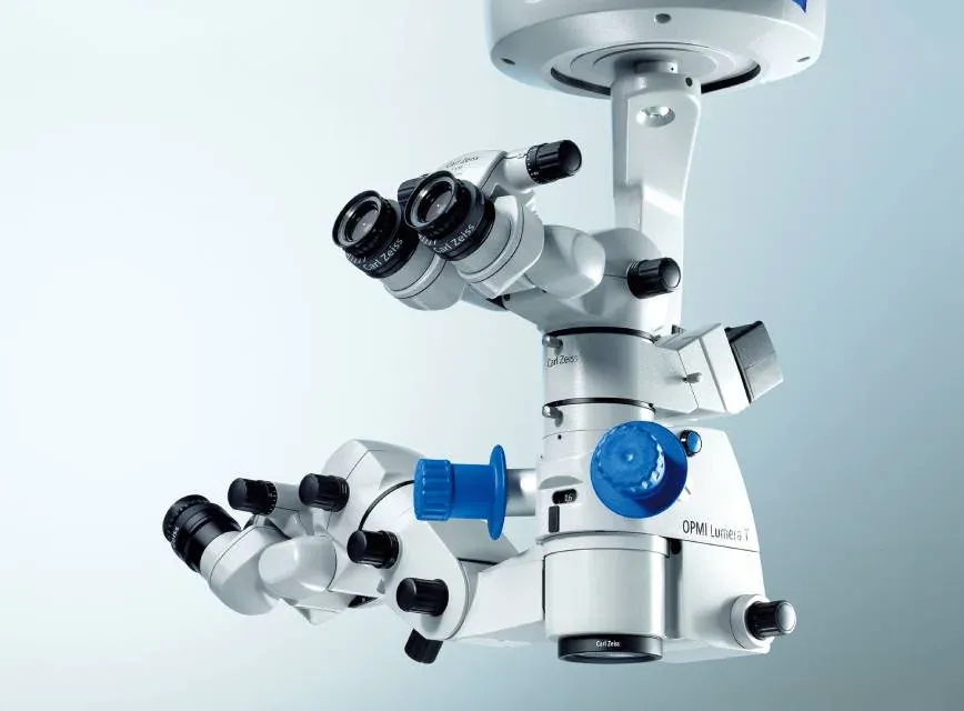 ZEISS OPMI Lumera T